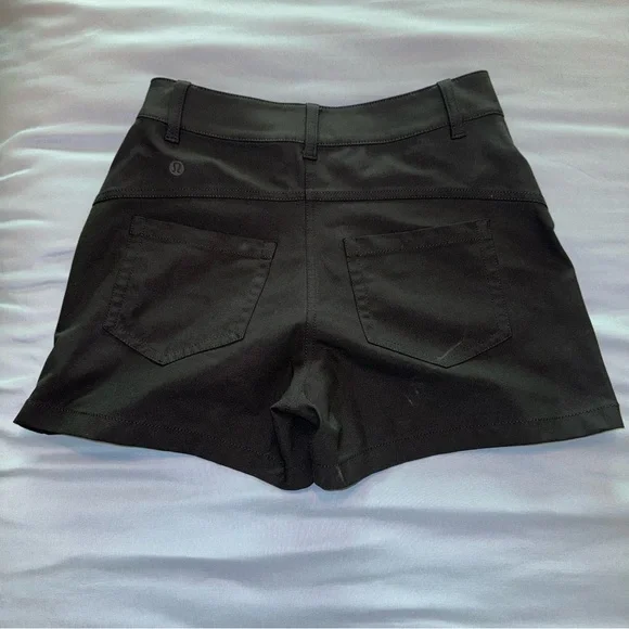 Lululemon City Sleek 5 Pocket Pant High Rise Short 4 in. - Size 25 in Black - Picture 3 of 7